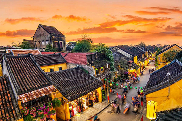 Thời báo nước ngoài khuyên du khách tới Hội An ngay lúc này