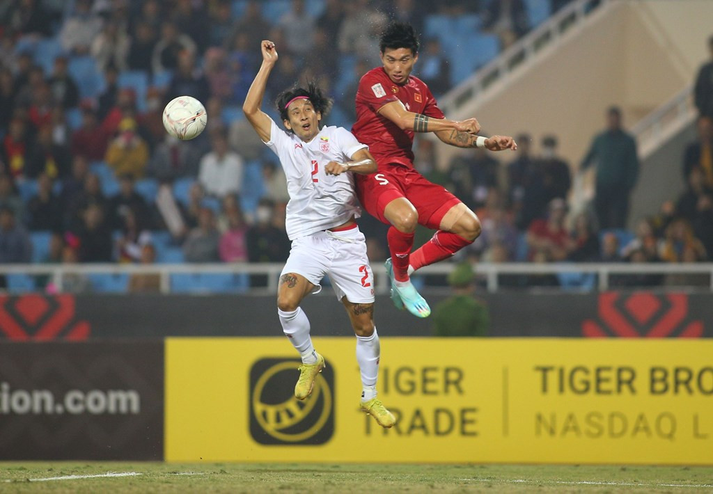 Tuyển Việt Nam thắng dễ Myanmar, đứng nhất bảng B AFF Cup 2022