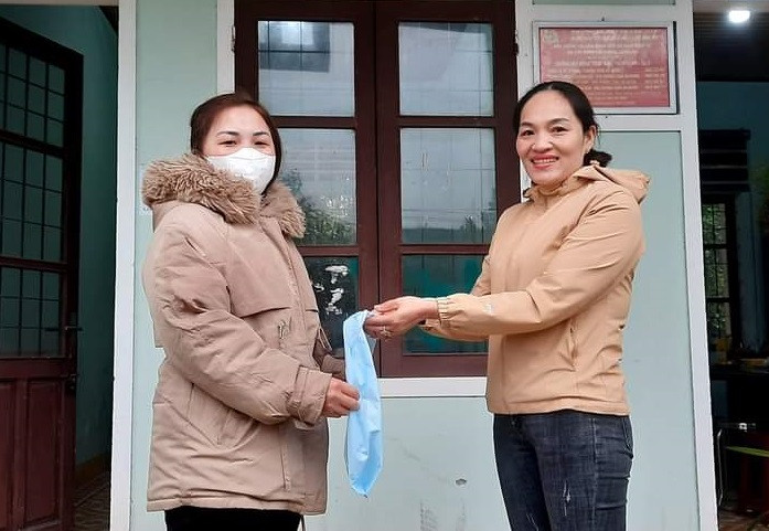 Nhặt được tài sản hơn 15 triệu, người phụ nữ nhờ công an tìm chủ nhân