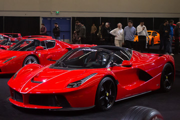 Cận cảnh siêu xe Ferrari LaFerrari Aperta giá trên 5 triệu USD