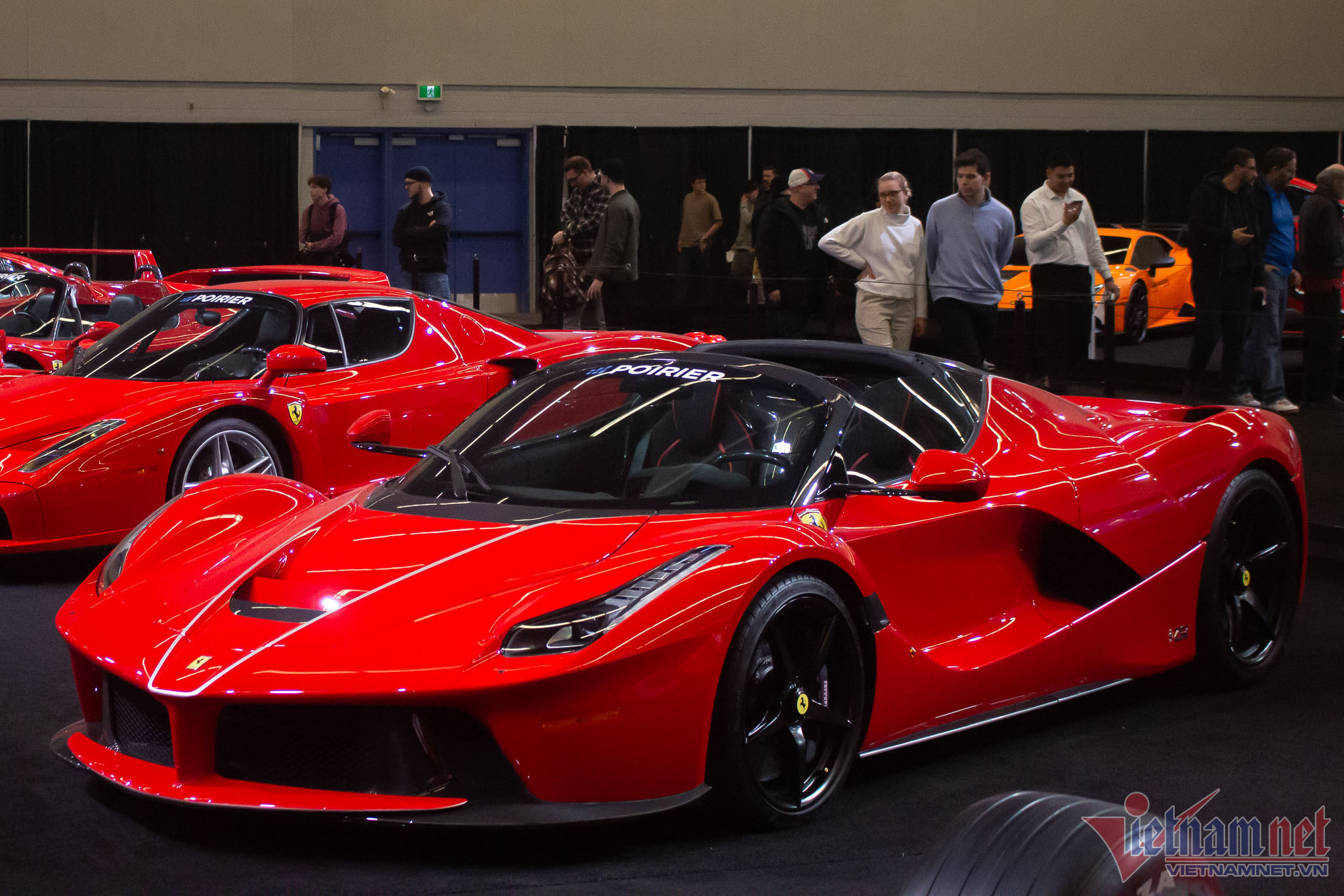 Siêu xe Ferrari LaFerrari Aperta giá trên 5 triệu USD