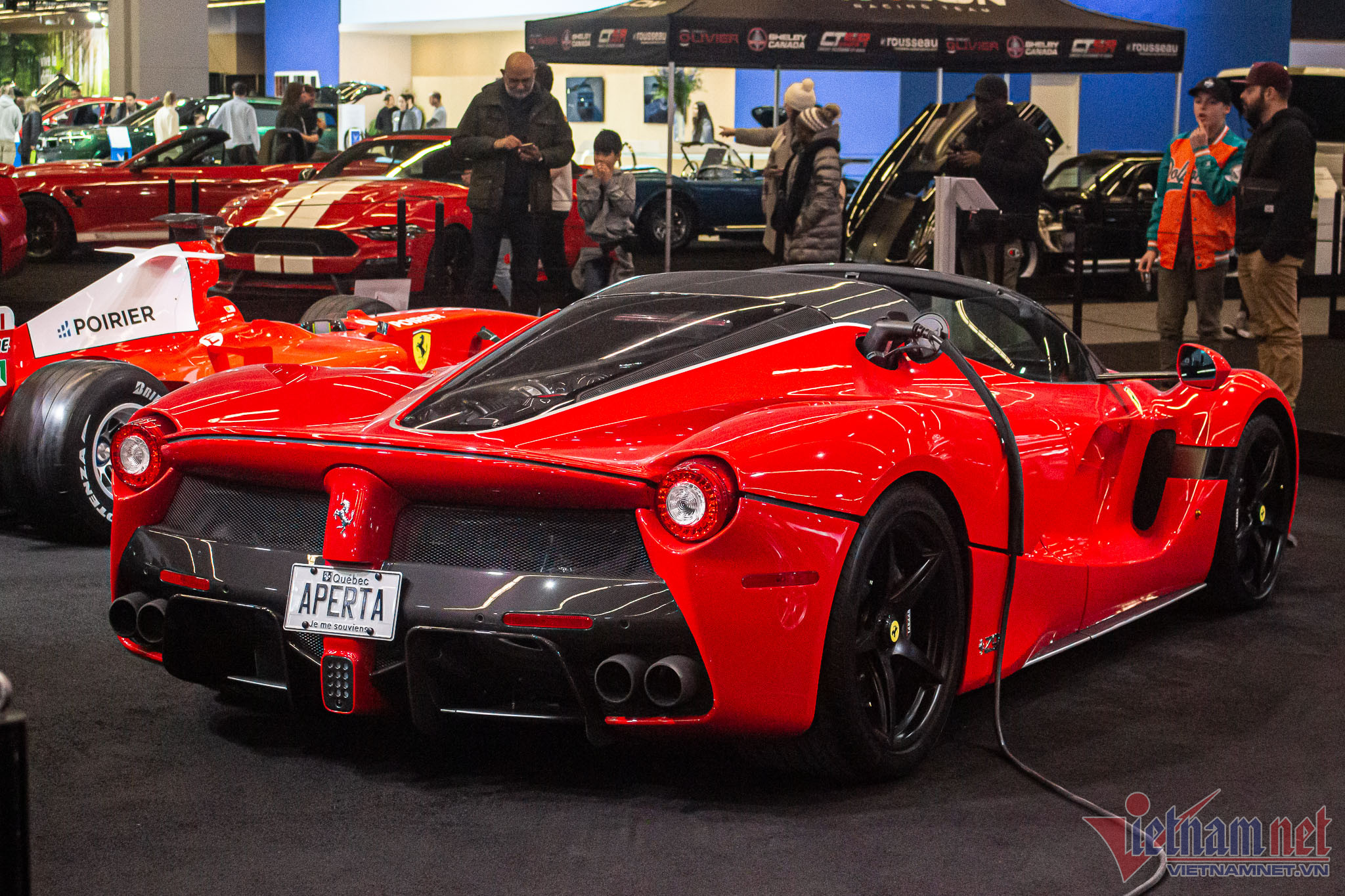 Siêu xe Ferrari LaFerrari Aperta giá trên 5 triệu USD