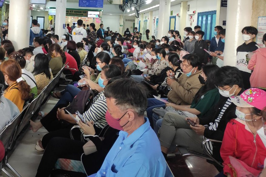 Nhiều người đi khám bệnh đường tình dục sau Tết