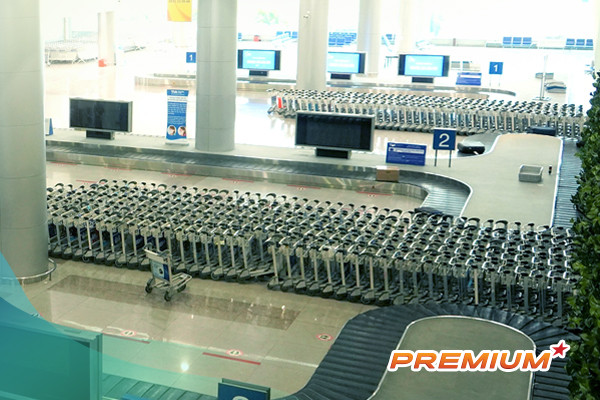 Gần 400 chuyến bay từ Tân Sơn Nhất không có khách