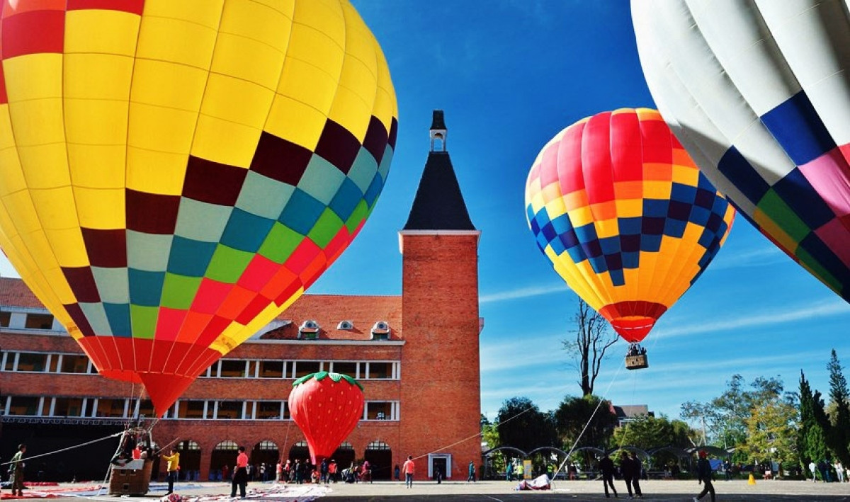 da lat hot air balloon festival slated for late april picture 1