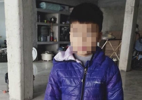Bé trai 6 tuổi ở lại chùa Dâu sau hơn 1 tháng tìm người thân bất thành