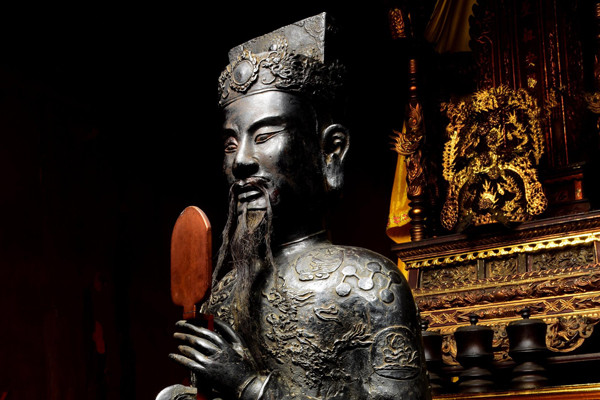 Chiêm ngưỡng pho tượng có một không hai vừa được công nhận bảo vật quốc gia