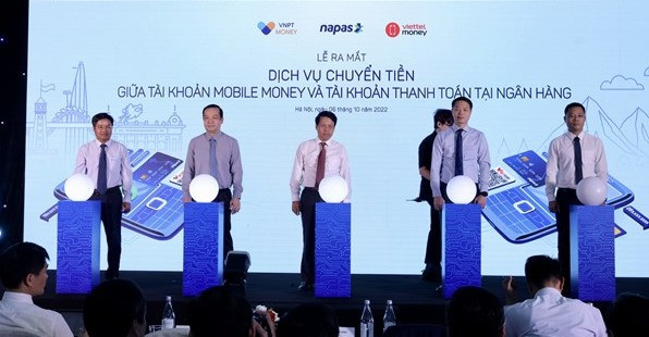 Ra mắt dịch vụ chuyển tiền giữa tài khoản Mobile Money và tài khoản thanh toán tại NH
