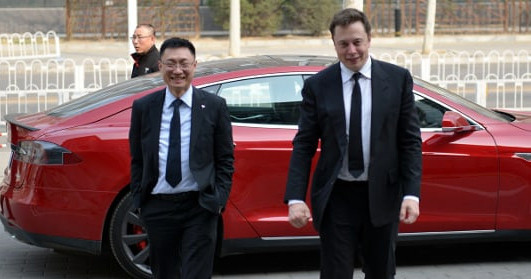 Nhân vật quyền lực số 2 Tesla là người Trung Quốc