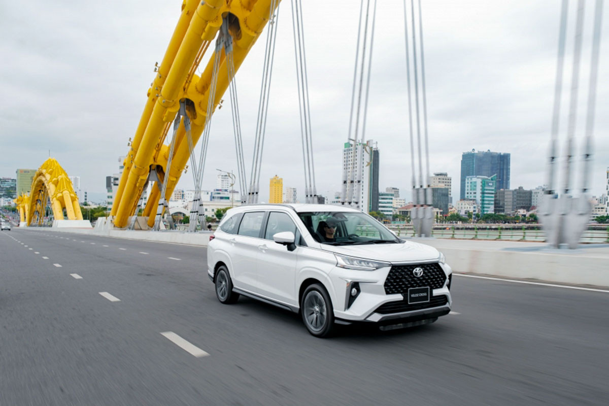 Hơn 300 xe Toyota Veloz ở Việt Nam bị lỗi bảng đồng hồ