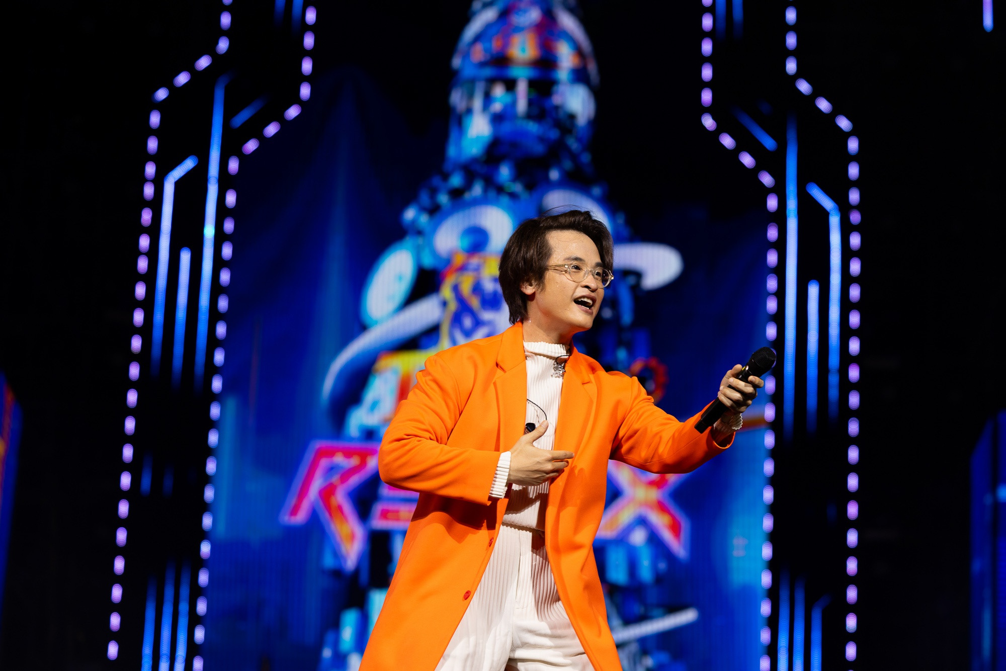 Tiger Remix 2023,  Ha Anh Tuan,  thoi trang sao anh 1