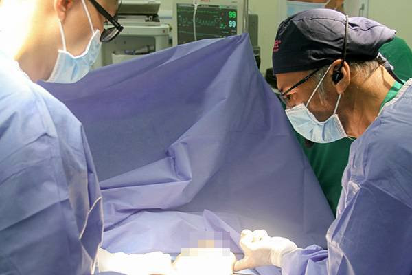 Hỏng mũi, hoại tử mông vì làm đẹp cấp tốc đón Tết