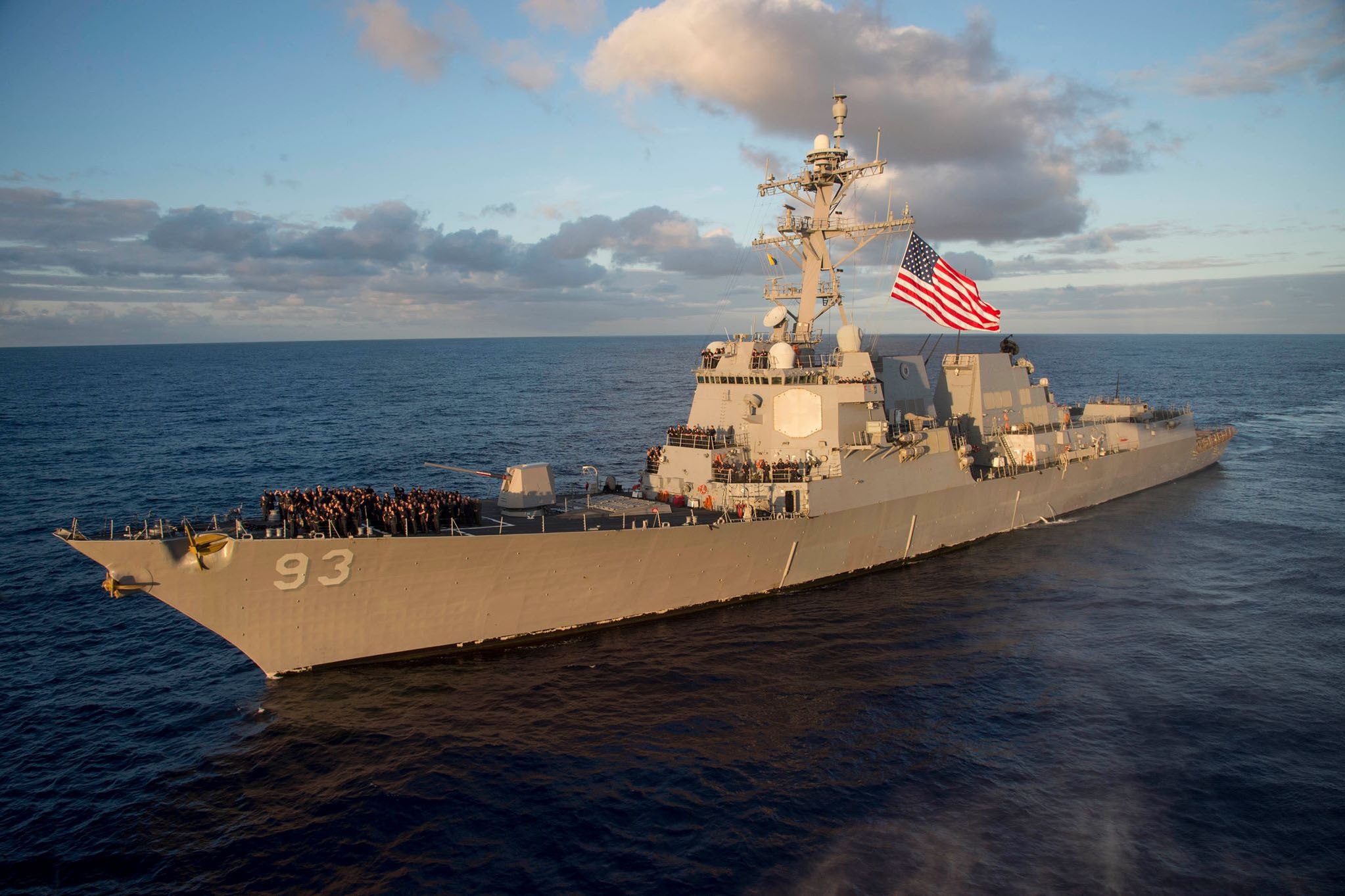 Chiến hạm Mỹ đi qua eo biển Đài Loan, Trung Quốc phản ứng