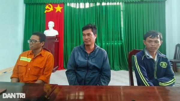 Những nhân chứng đầu tiên tham gia cứu hộ bé trai ở Đồng Tháp nói gì?