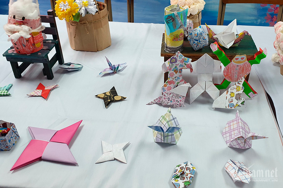 Xem búp bê, gấp giấy Origami tại Lễ hội văn hoá Việt Nam - Nhật ...