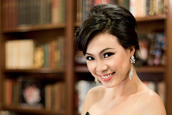 Hoa hậu Ngô Mỹ Uyên với thú vui 'chậm rãi để thấm sâu', dành hàng giờ mơ mộng