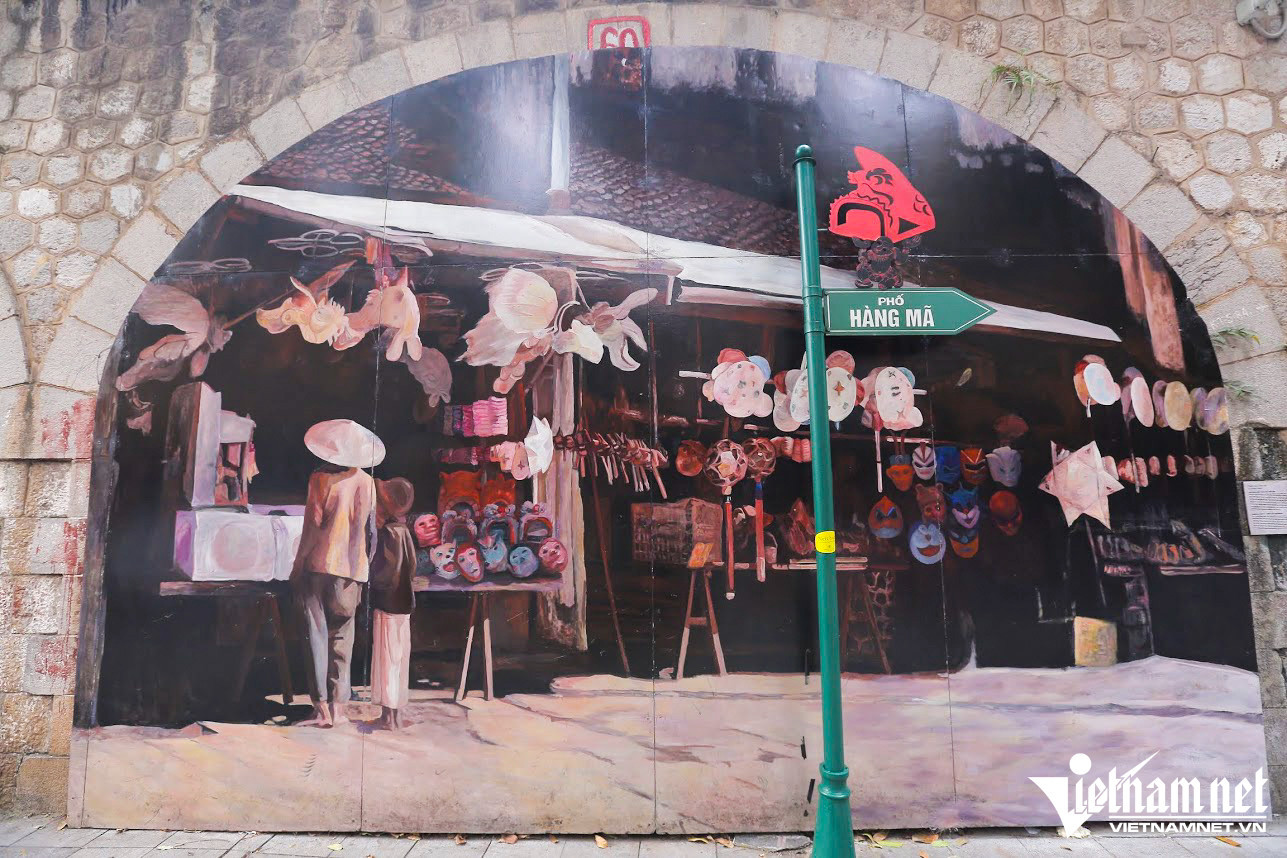 Hanoi’s mural street ready to welcome Lunar New Year 2023