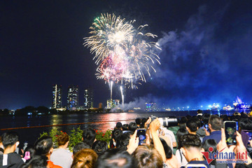 HCM City to launch firework displays in six locations
