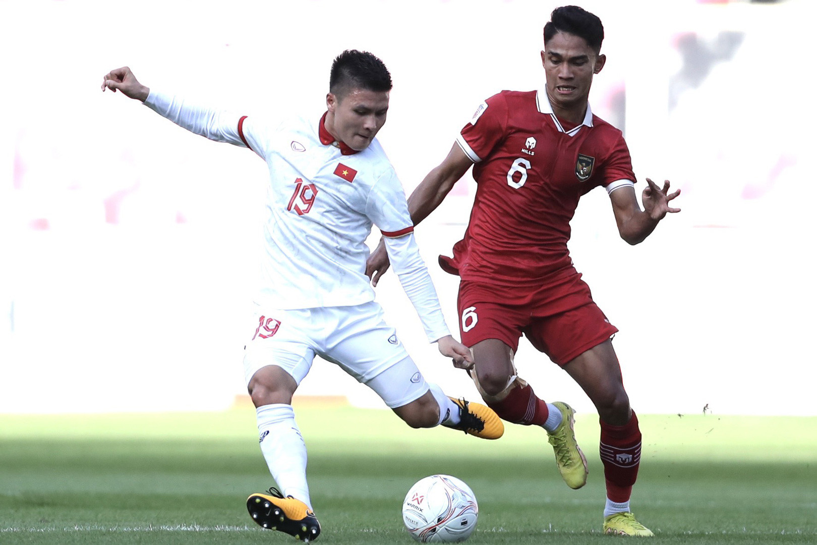 Việt Nam vs Indonesia bán kết AFF Cup HLV Shin Tae Yong nói gì