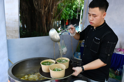 Các hàng phở chiếm ưu thế tại 'Không gian giới thiệu ẩm thực Hà Nội'