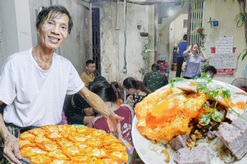 Quán Hà Nội bán xôi thịt má đào ướp gia vị 'bí mật', khách ăn phải đặt giữ phần
