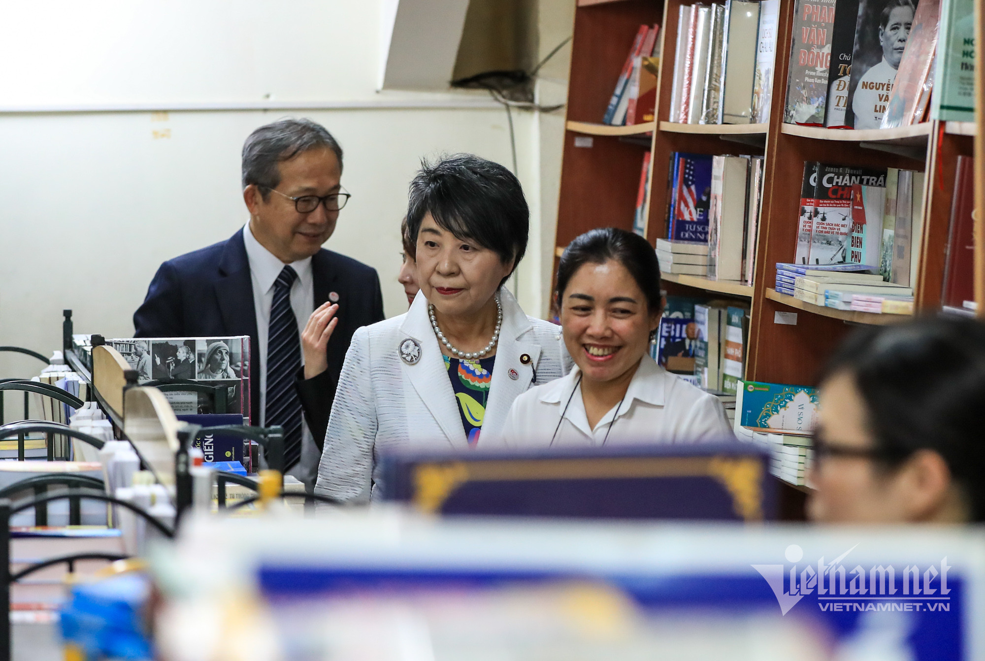 7421 ngoại trưởng Nhật Bản.jpg