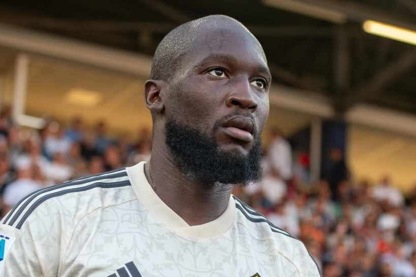 Chelsea bán đứt Lukaku cho AS Roma
