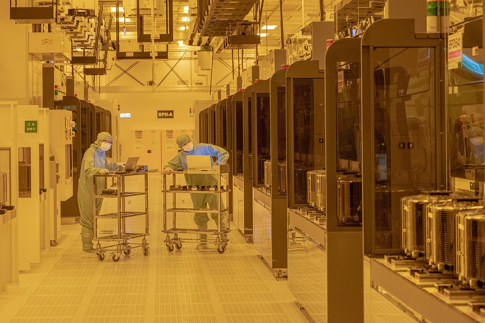 Vietnam to create policies on semiconductor industry development