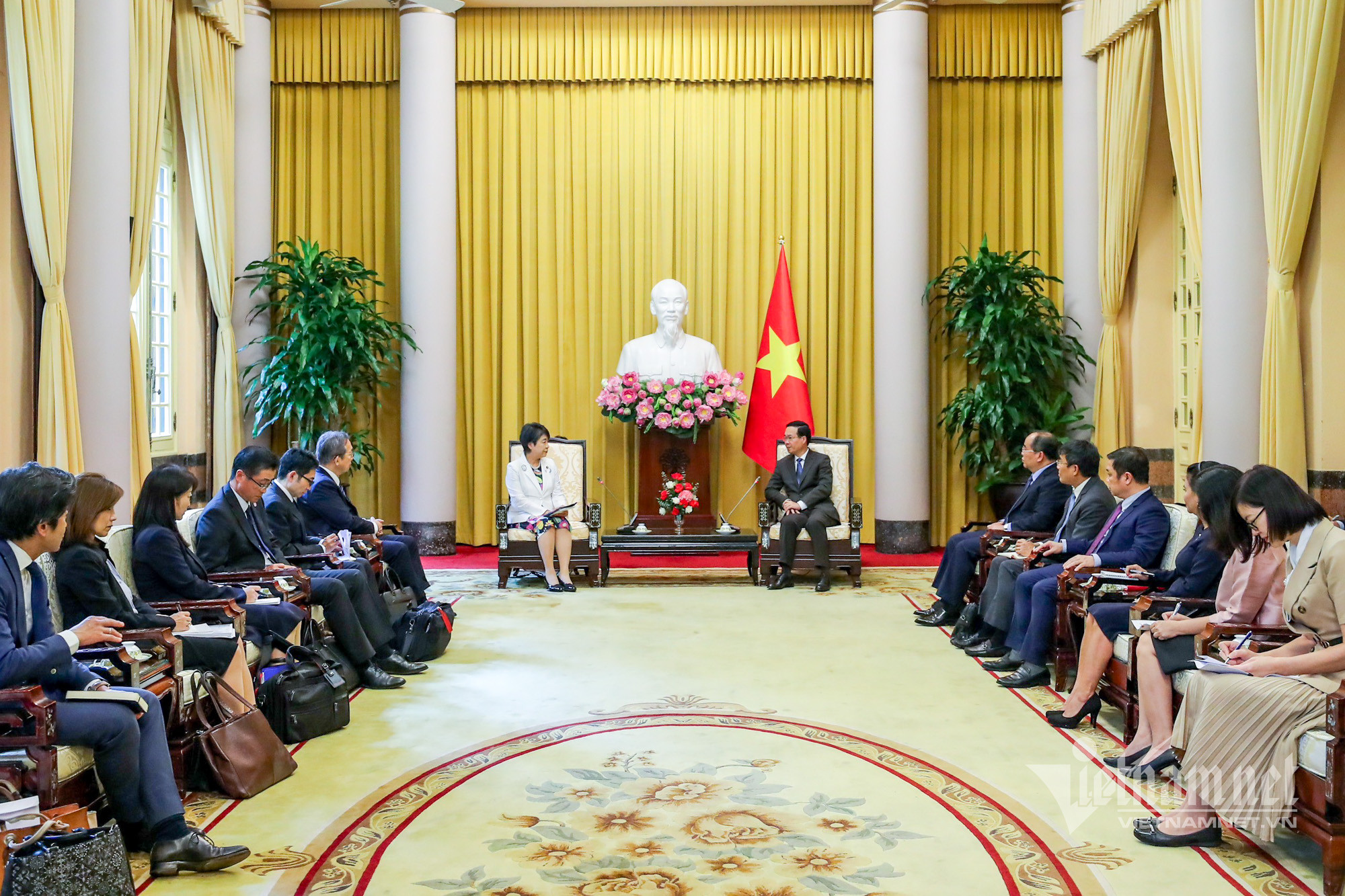 vo van thuong kamikawa yoko 2.jpg