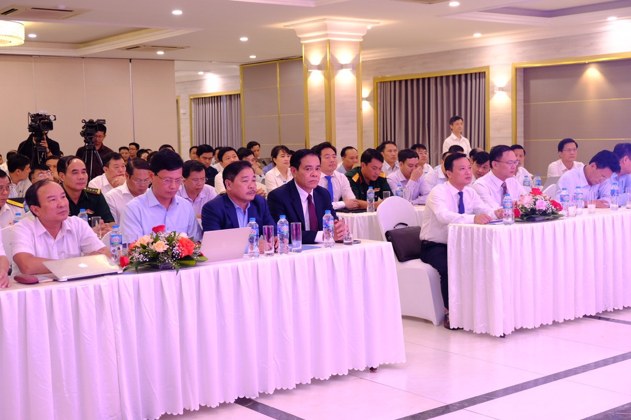 z4770904457932 97d8807ce899297d570d3fb9b971fd9d.jpg