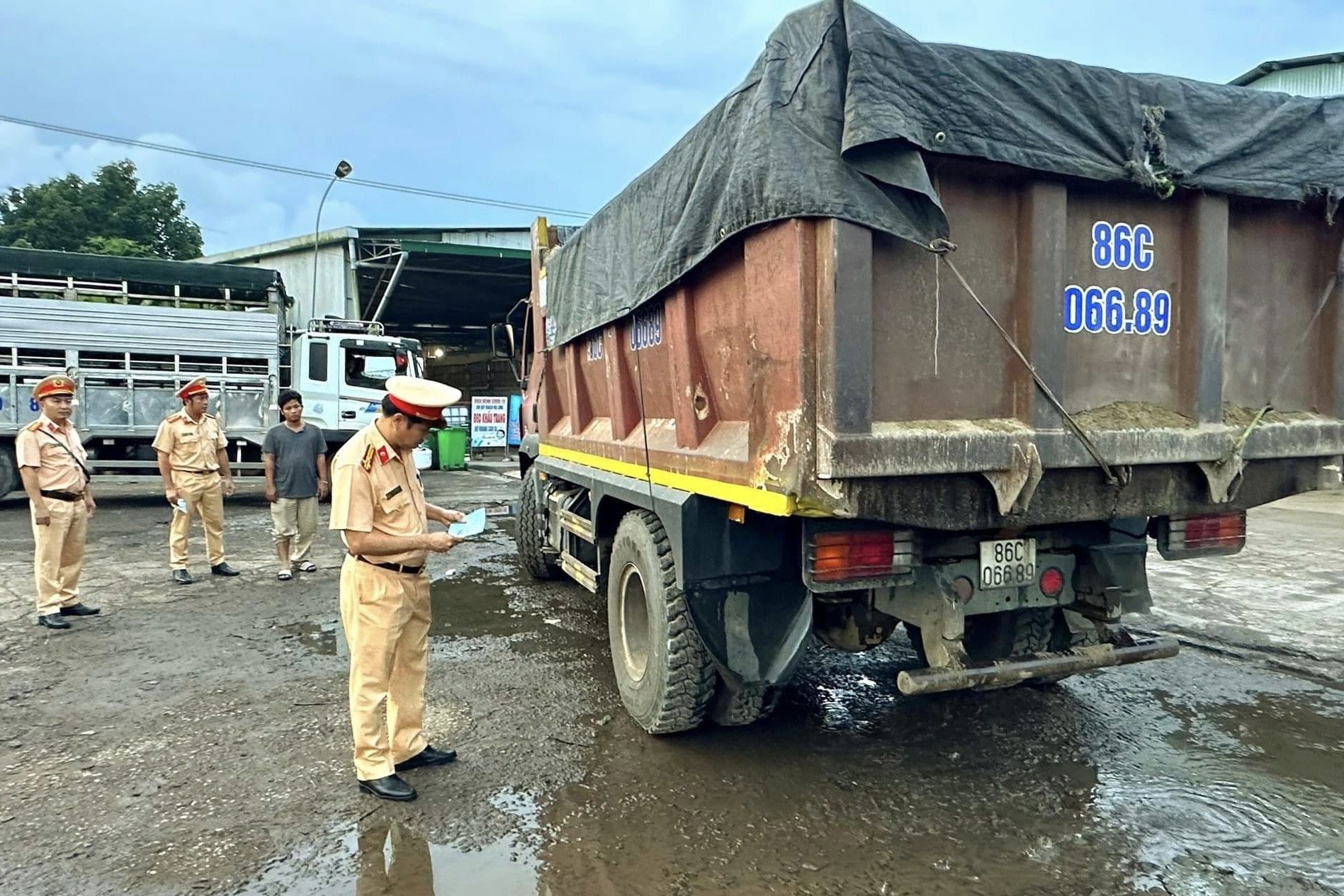 Đồng Nai tăng cường kiểm tra, xử lý vi phạm về trật tự an toàn giao thông