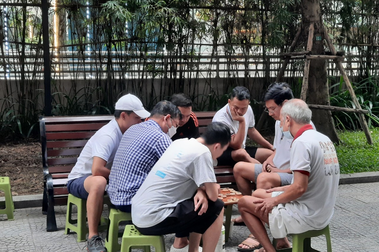 Thiếu không gian sinh hoạt cho người cao tuổi