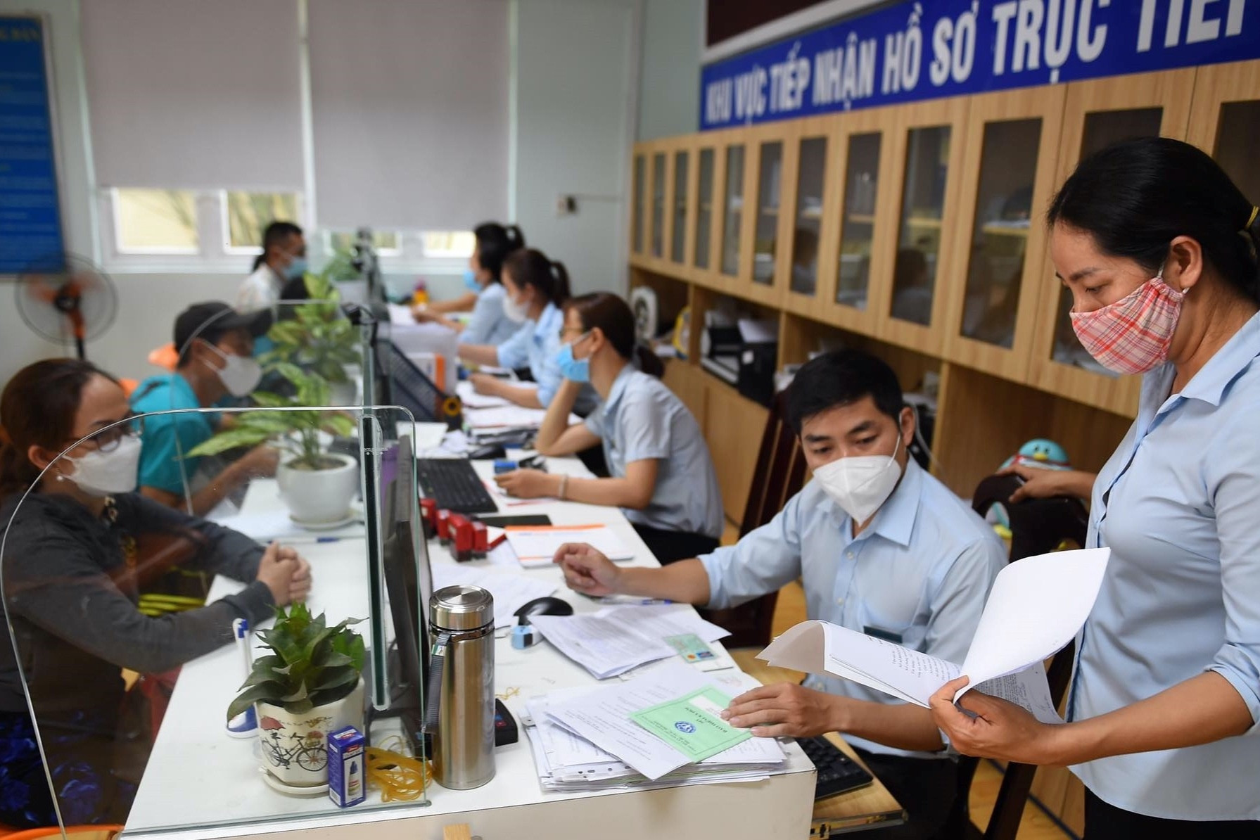 Trình Quốc hội 2 phương án rút bảo hiểm xã hội một lần