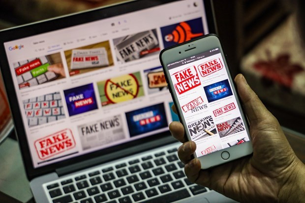 Campaign seeks to prevent fake news, create healthier cyberculture hinh anh 1