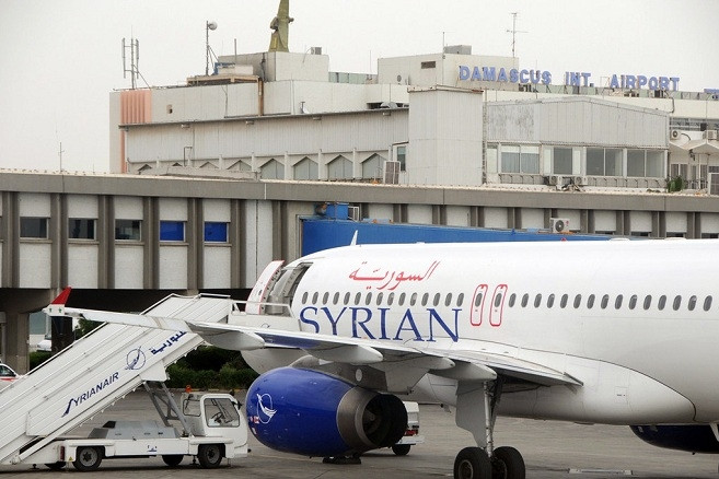 Israel bị tố tấn công vào các sân bay của Syria