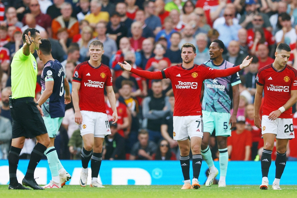 MU điều tra kẻ rò rỉ các tin bí mật ra bên ngoài