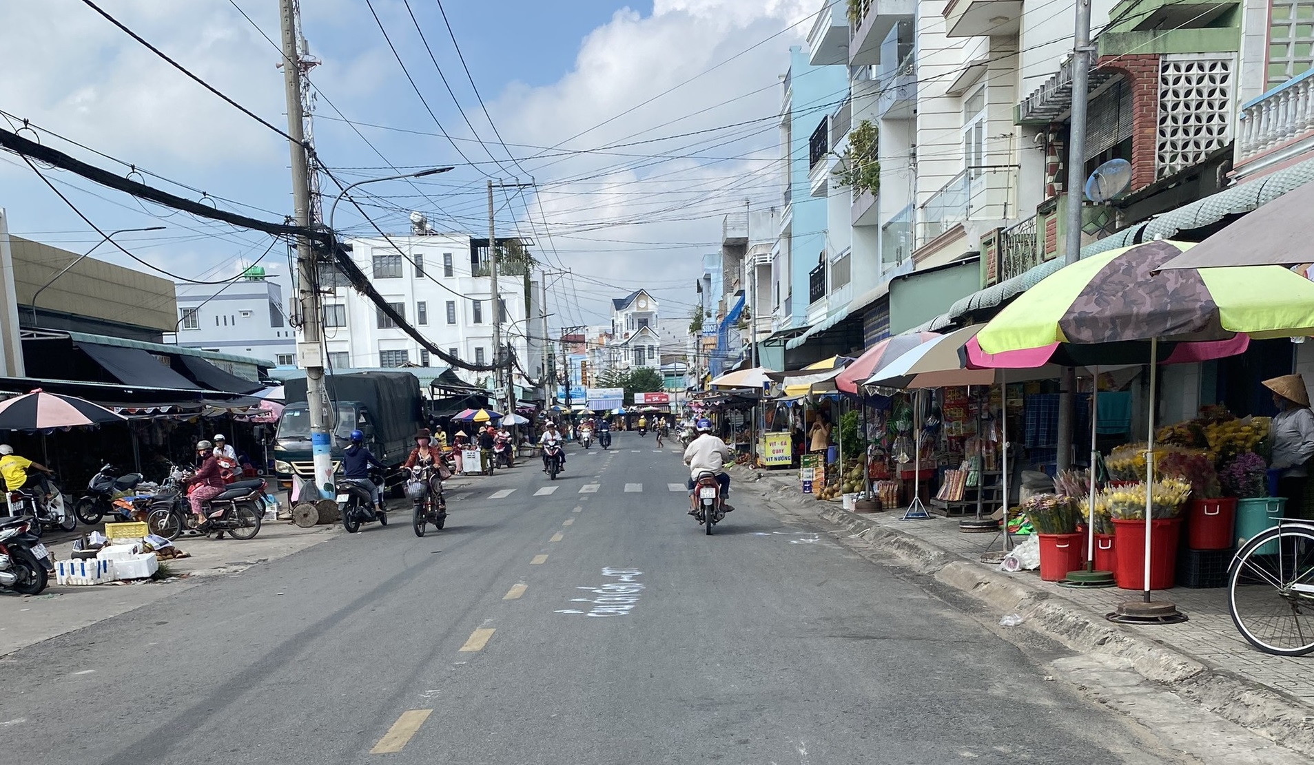 thi tran thu thua.jpg