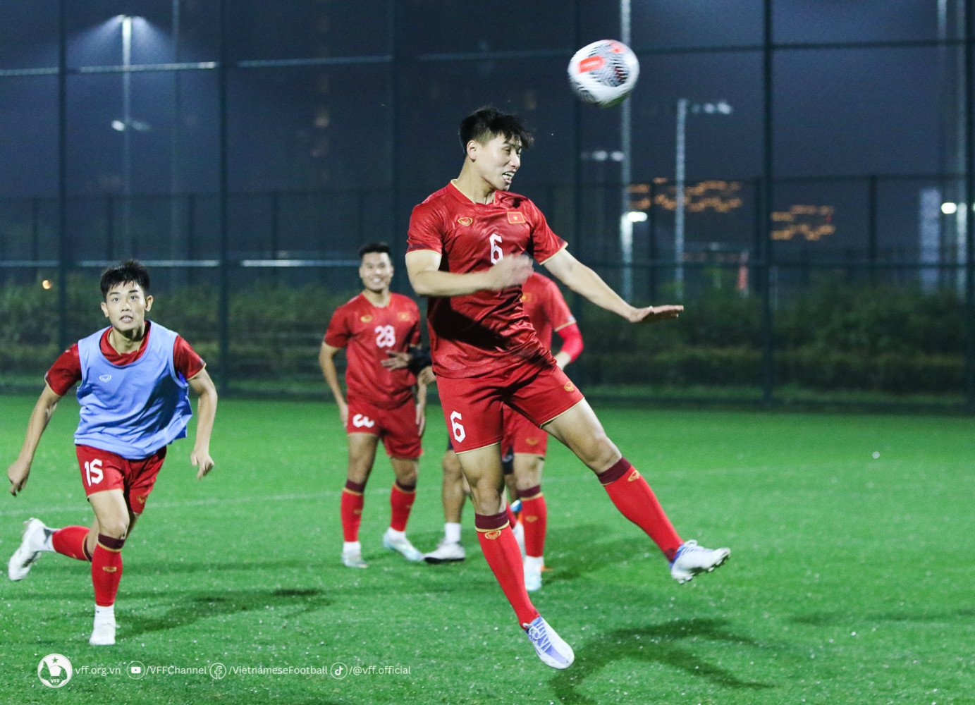 tuyen viet nam 2.jpg