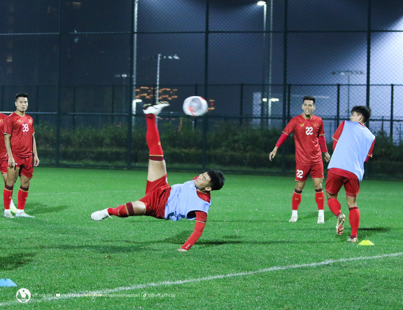 tuyen viet nam 4.jpg