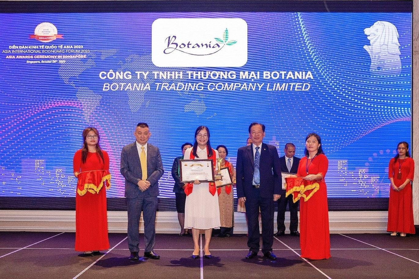 Công ty Botania nhận giải Top 10 Thương hiệu được tin dùng nhất châu Á 2023