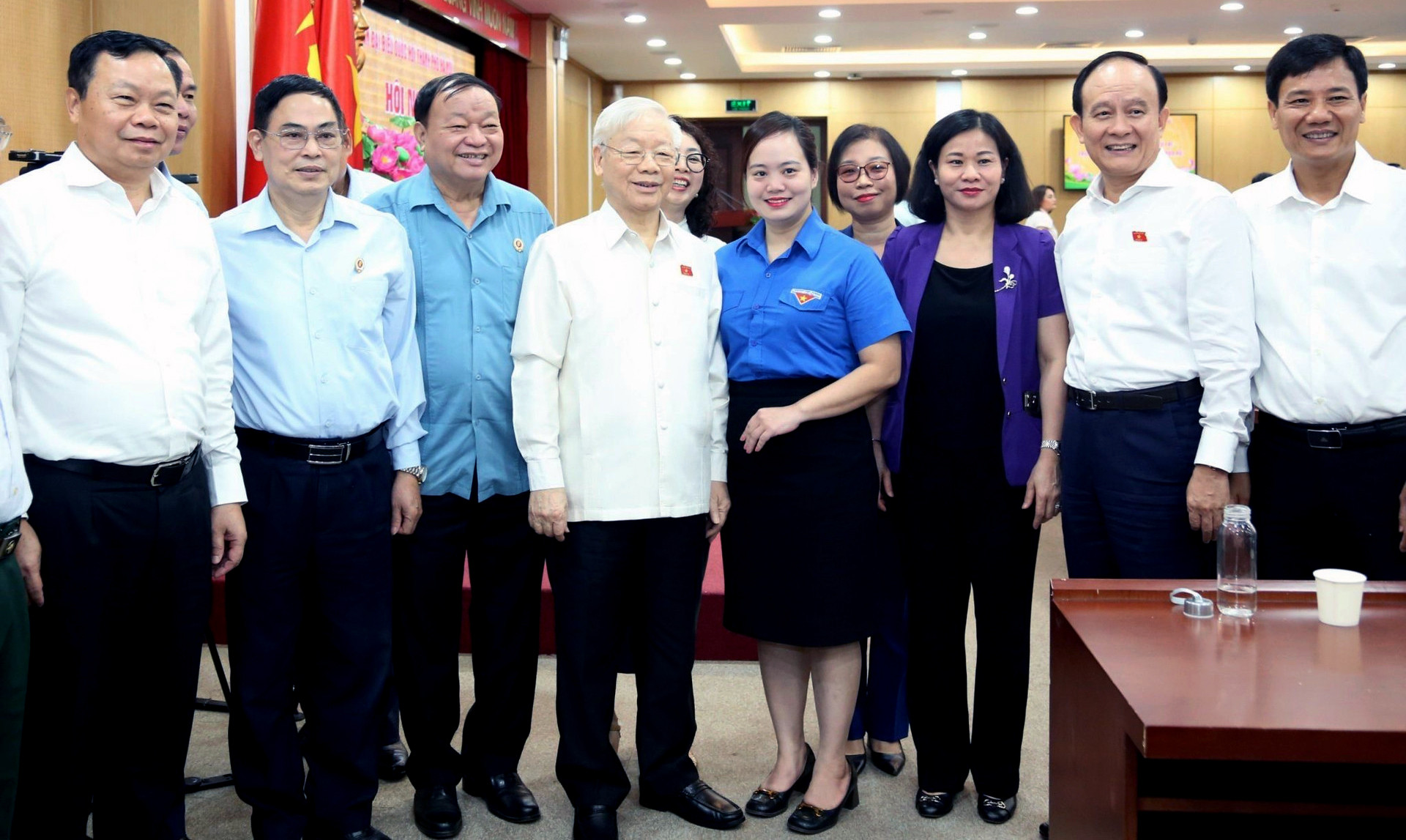 tong bi thu 2 659.jpeg