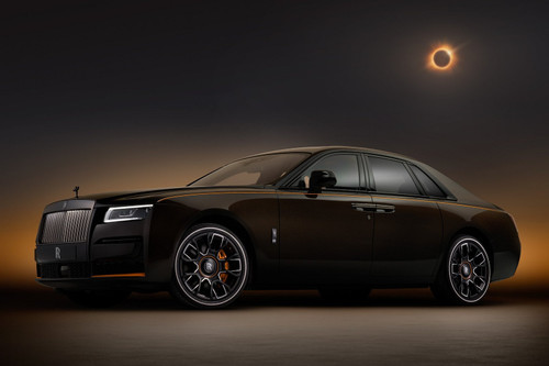 Xe siêu sang Rolls-Royce Black Badge Ghost lấy cảm hứng từ hiện tượng nhật thực