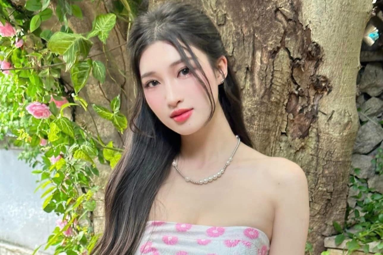 Phương Nhi khoe nét trong sáng trong ảnh glamshot tại Miss International 2023