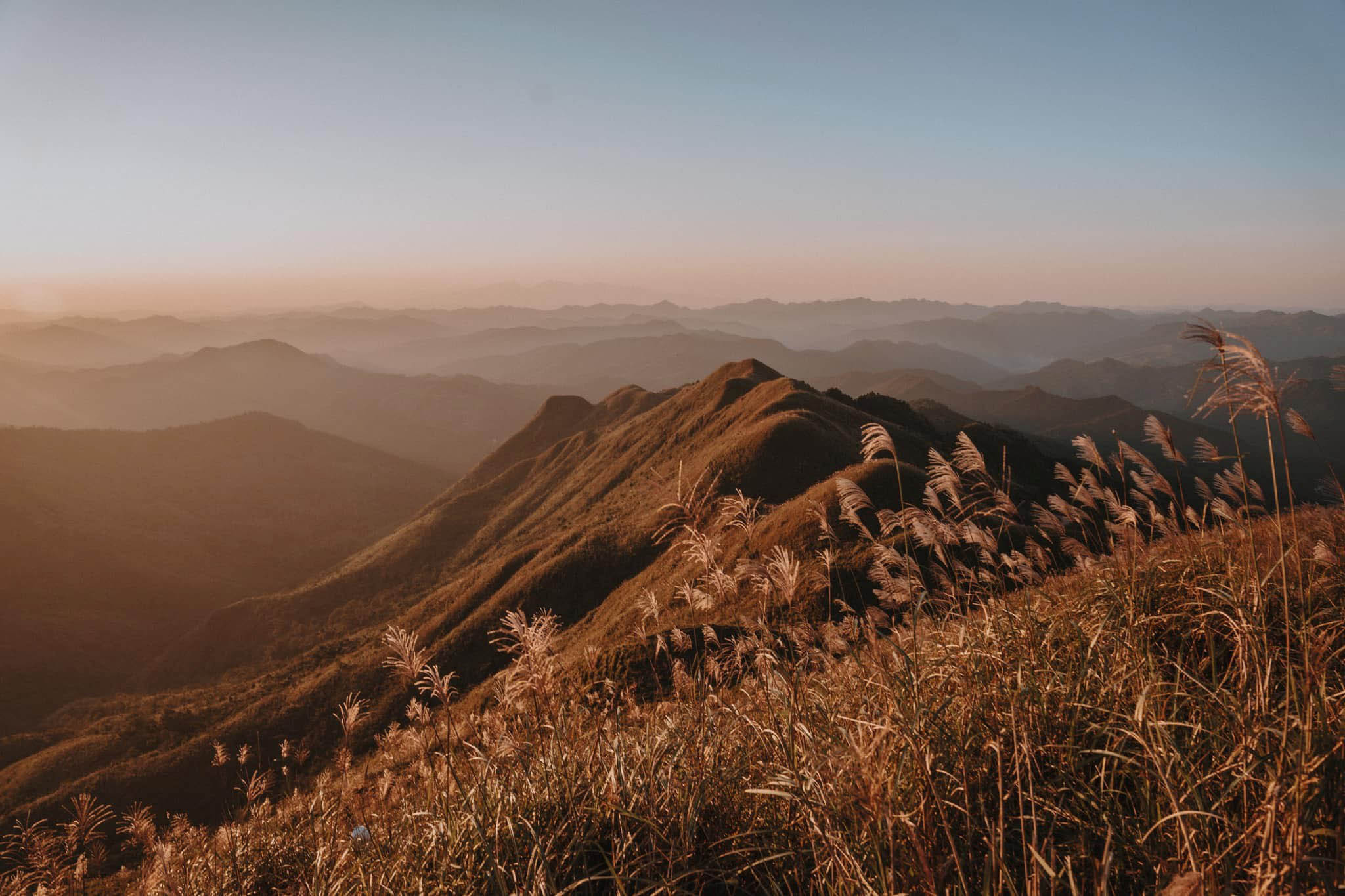 ﻿Binh Lieu in autumn