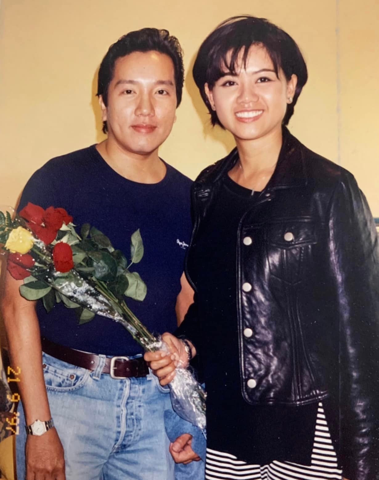 Elvis Phương: 43 năm mặn nồng bên vợ kém tuổi, lần đầu hé lộ về 4 người con - 4