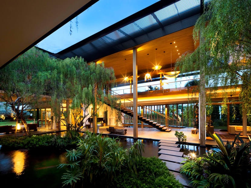 hero luxury home tour singapore1.jpg