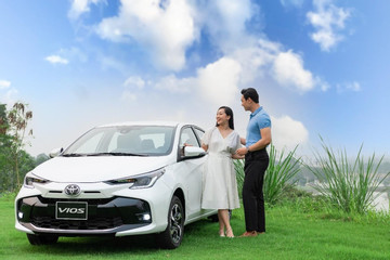 Miễn tới 100% lệ phí trước bạ cho khách mua xe Toyota Vios