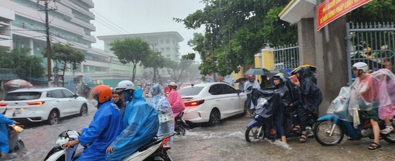 Schools in Da Nang City continue shutting down due to heavy rains