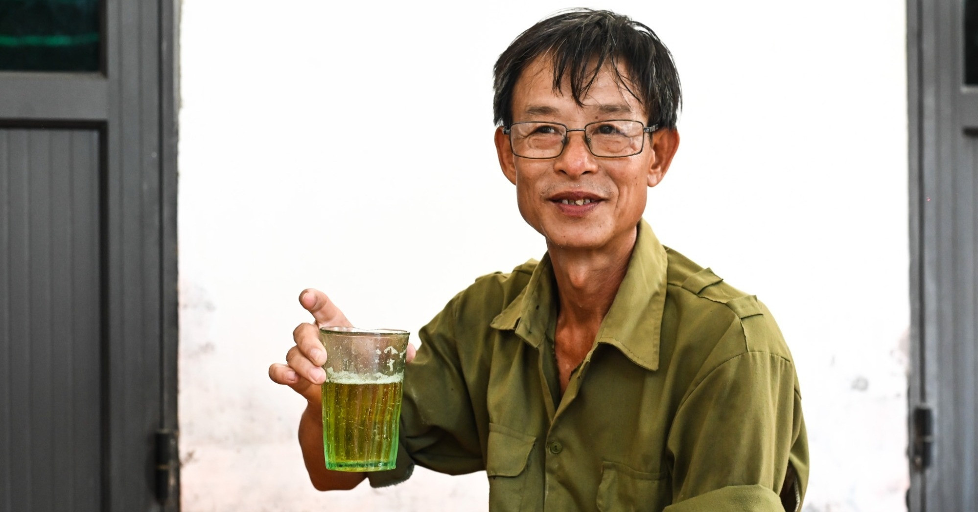 Số phận chiếc cốc uống bia huyền thoại nếu làng nghề thất truyền