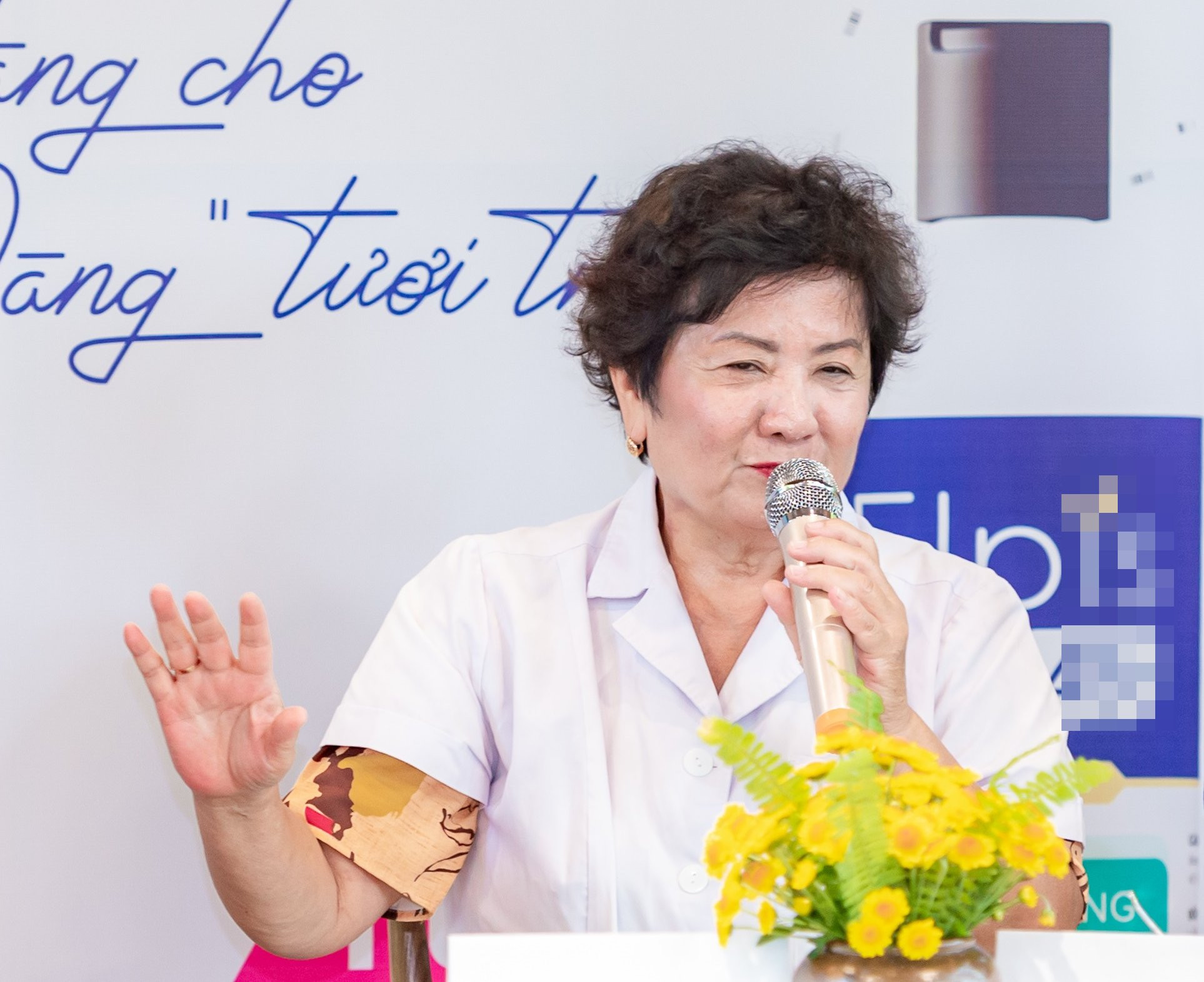 bác sĩ kim dung.jpg